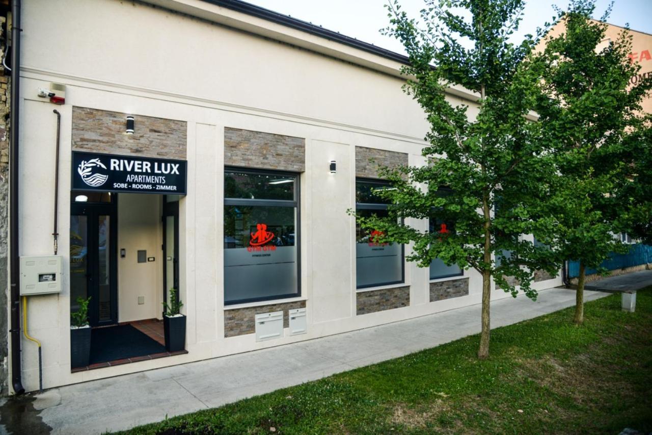 Mini Hotel Riverlux Apartments Backa Palanka Exterior photo